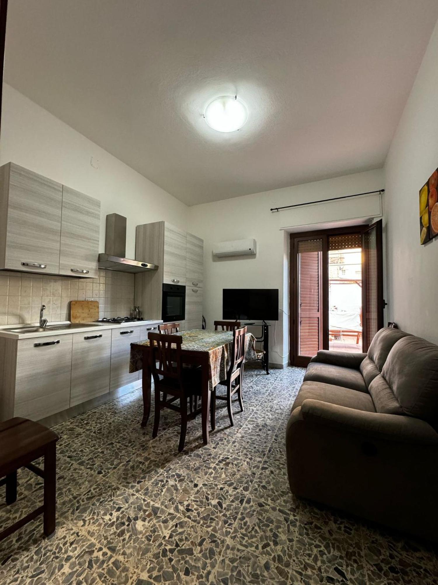 Pm 41 Via Ennio Porrino Guest House อาลเกโร ภายนอก รูปภาพ