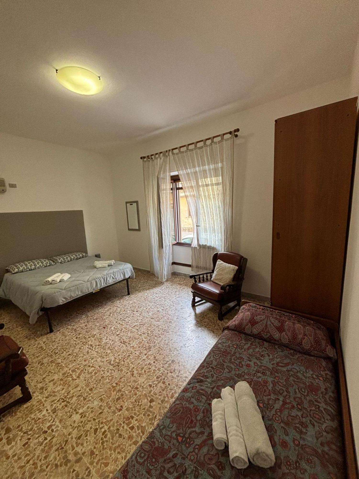 Pm 41 Via Ennio Porrino Guest House อาลเกโร ภายนอก รูปภาพ
