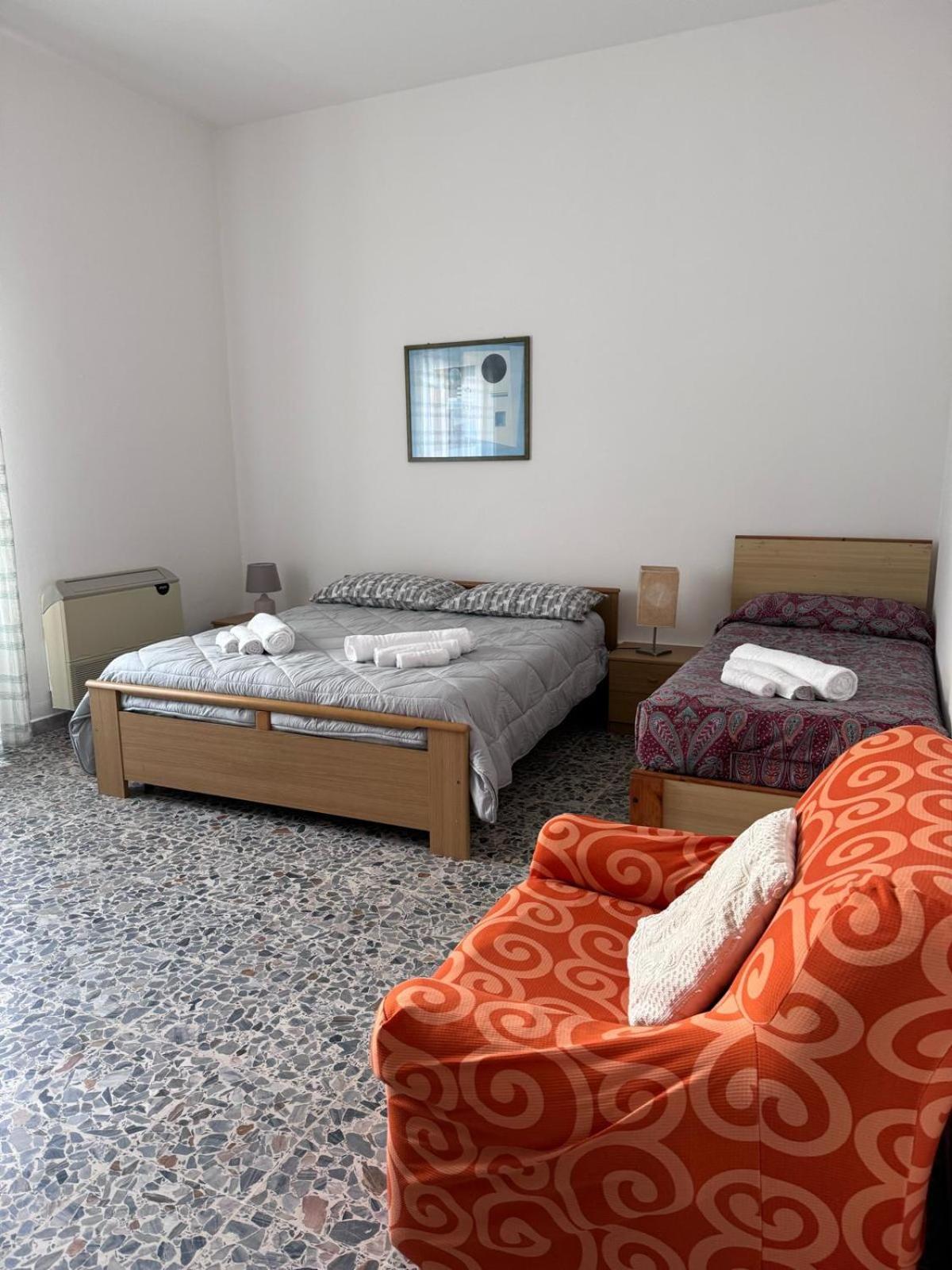 Pm 41 Via Ennio Porrino Guest House อาลเกโร ภายนอก รูปภาพ